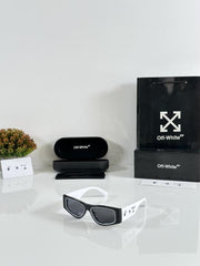 Off White 6 Black White