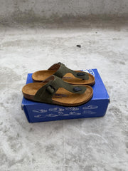 Birkenstock Gizeh olive Suede 1904