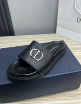 Christian DIOR LOGO PREMIUM LEATHER SLIDE