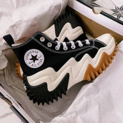 Converse Run Star Motion
