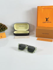Louis Vuitton 1502 Ice Green Black