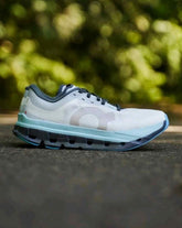 On Cloudflow 5 Arctic Stone