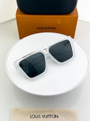 Louis vuitton ice black 1502