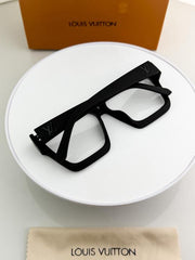 Louis vuitton black frame 1502