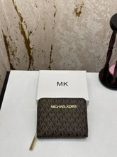 MICHAEL KORS PREMIUM LADIES WALLET WITH OG BOX (60067-COFFEE)