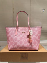 Coach City Tote With Charm Large Tote Bag OriginalBox DustCover Packing