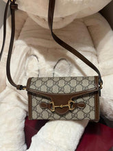 Gucci Horsebit 1955 Mini Bag Brown GG Supreme Canvas With OG Box & Carry Bag Apricot 625615 Brown