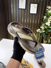 Skechers go recover premium slipper brown
