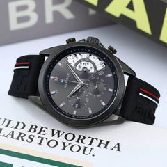 Tommy Hilfiger Baker