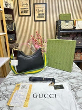 GUCCI ATTACHE LEATHER LARGE SHOULDER BAG WITH SLIGHTLY DAMAGE BOX AND DUST BAG (BLACK) (S18)