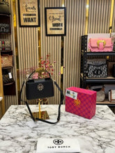 TORY BURCH BRITTEN HANDBAG WITH SLIGHTLY DAMAGE BOX AND DUST BAG AND SLING (BLACK) (S2)