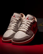 AIR JORDAN 1 LOW SAILFIRE RED COLLEGE GREY HEMP