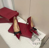 Valentino Pump Heel Elegant Womens Wine Patent Leather With Black Knot With OG Box & Carry Bag 933 V9 Wine