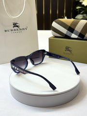 Burberry 9935