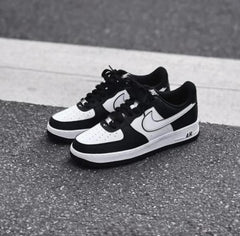Nike Air Force 1 07 Panda