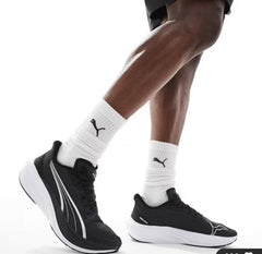 Puma Darter Pro trainers in black