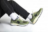 New Balance 990v3 jound olive