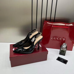 Gucci Signoria Slingback Pumps Rosso Ancora Patent Leather Black 933 G1