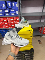 Under Armour Curry 2 grey and white