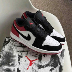 Air Jordan 1 Low Black Toe 2026 467