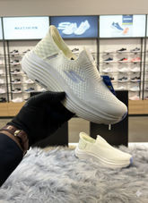SKECHERS Slip Ins Max Cushioning Premier