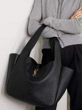 YSL Saint Laurent Le 5 7 Bea Textured leather Black Tote With Dust Cover Carry Bag 6166