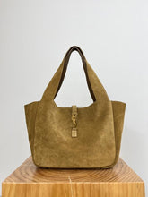 YSL Saint Laurent Le 5 7 Bea Textured leather Fleece Khakhi Tote With Dust Cover Carry Bag 6166