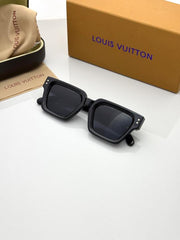 Louis Vuitton 35104 black