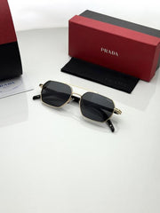 Prada 0672 Golden black