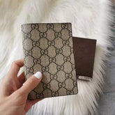 Gucci GG Supreme Emblem Khakhi Passport Case Canvas Leather With OG Box G101