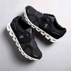 On Running Cloud 6 Black White