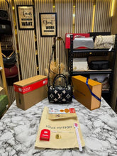Louis Vuitton speedy bandouliere handbag in monogram canvas with double OG box and dust bag black 43835