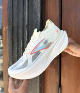Brooks Hyperion Max 3 White