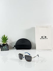 Oakley 3922 Silver Black