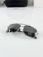 Oakley 3922 Silver Black