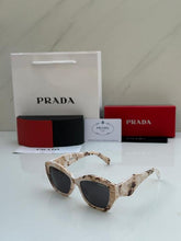 PRADA SUNGLASS D-240