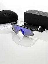 Oakley 9280 blue mercury