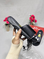 UNDER ARMOUR IGNITE ADJUSTABLE STRAP SLIDES BLACK