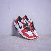 Nike Air Jordan 1 low OG Chicago