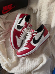 Nike Air Jordan 1 low OG Chicago