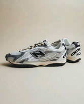 New Balance 204L Silver Black Metallic