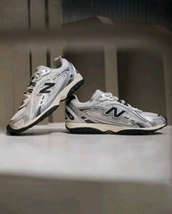 New Balance 204L Silver Black Metallic