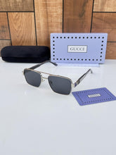 Gucci 320 silver black