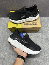 WMN Skechers Slip-ins Arch fit Max Cushion Black 2878