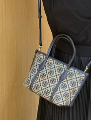 Tory burch Perry Tote Navy Blue Leather With OG Box & Dust Cover Navy Blue 862368