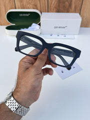 Off white 126 black plano