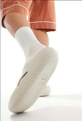 crocs mellow recovery clog White With og box carry bag