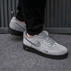 Nike airforce 1 07 lv8 se reflective swoosh cool grey