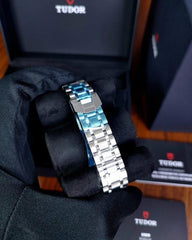 Tudor Royal automatic silver blue