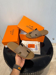 Hermes Izmir Premium Sandal khaki